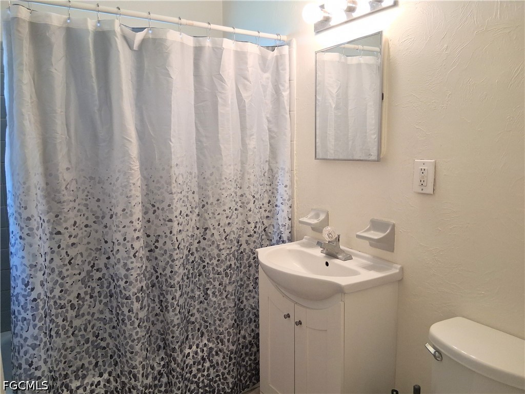 3 Bed Waterfront Home for Sale in Lehigh Acres, FL, $212,900 — photo 9