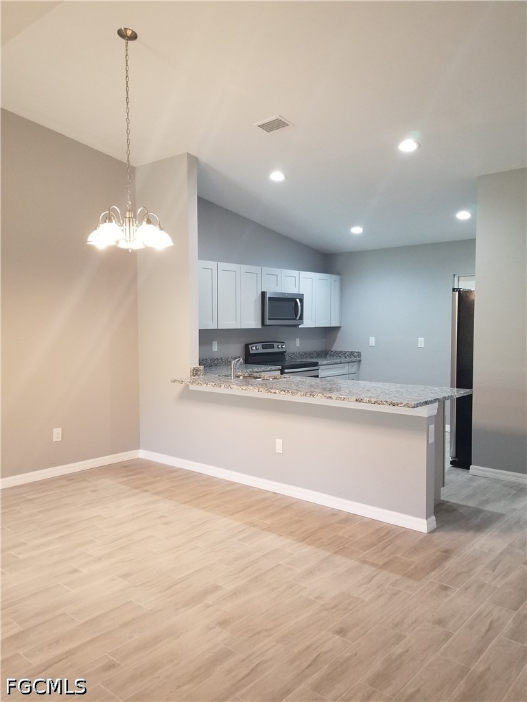 3 Bed Duplex for Sale in Port Charlotte, FL, $1,645 — photo 9