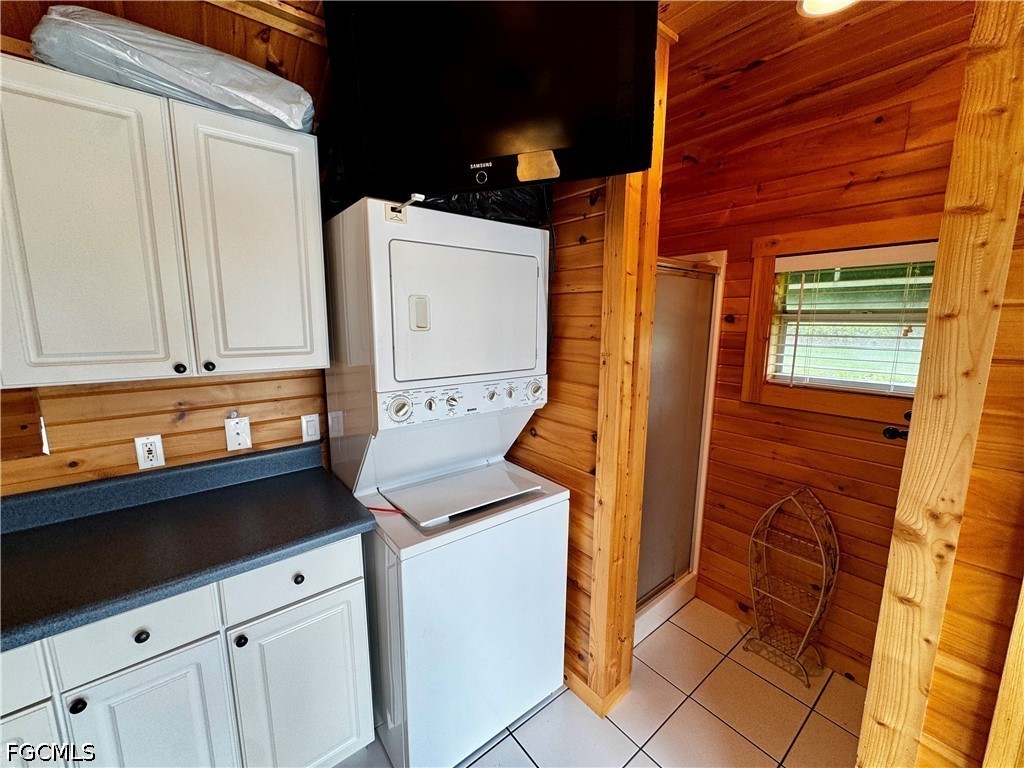 Waterfront Home for Sale in Labelle, FL, $190,000 — photo 9