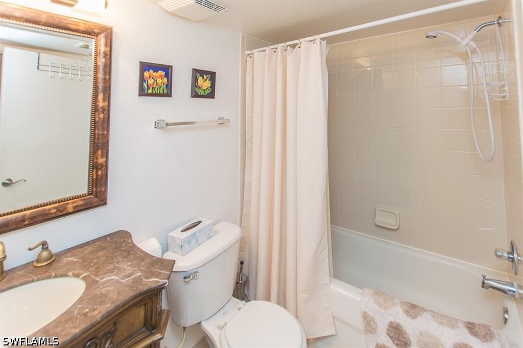 2 Bed Condominium for Sale in Naples, FL, $1,625 — photo 9