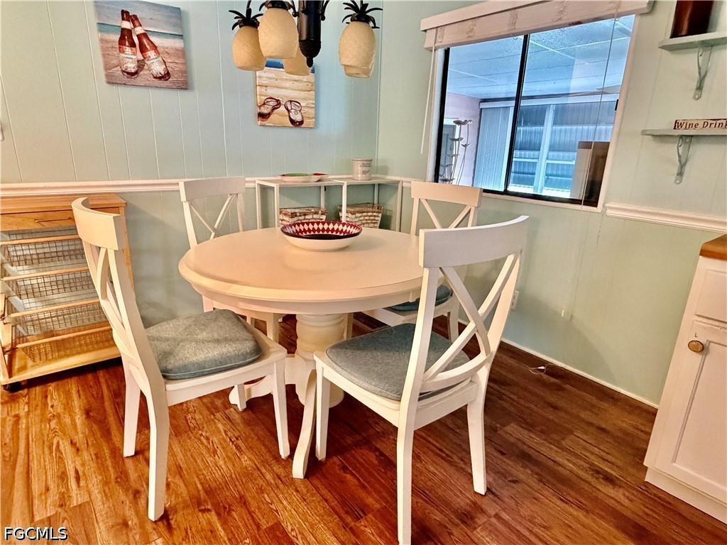 2 Bed ManufacturedHome for Sale in Carriage Village, FL — photo 9