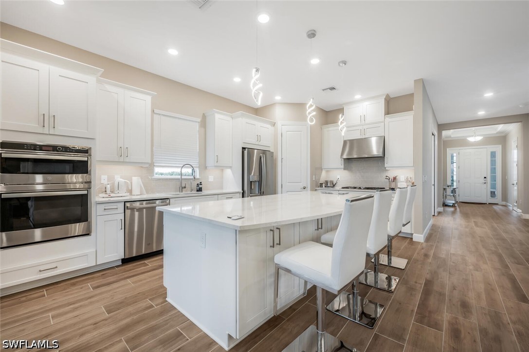 3 Bed Waterfront Home for Sale in Naples, FL, $1,250,000 — photo 9