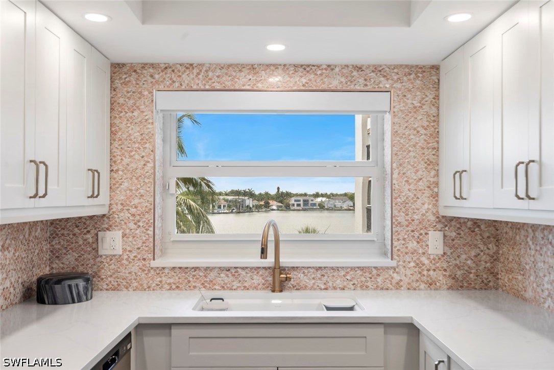 2 Bed Waterfront Home for Sale in Naples, FL, $5,250 — photo 9