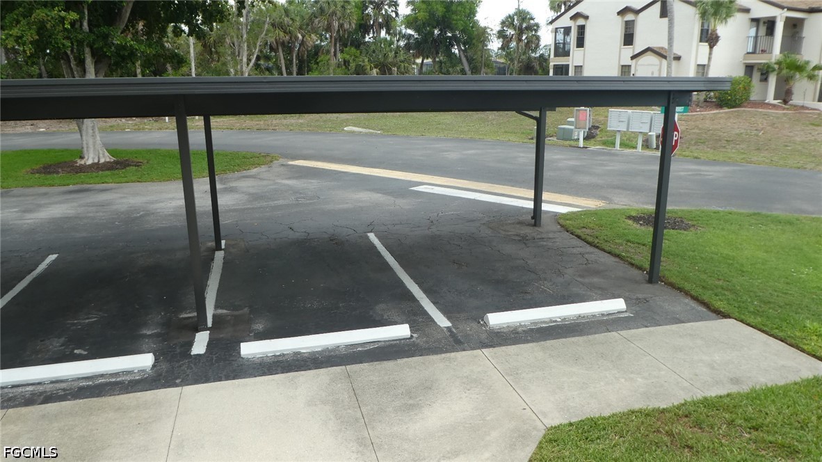 2 Bed Condominium for Sale in Fort Myers, FL, $3,000 — photo 9
