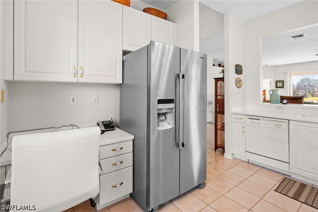 3 Bed Waterfront Home for Sale in Silverlakes, FL, $390,000 — photo 9