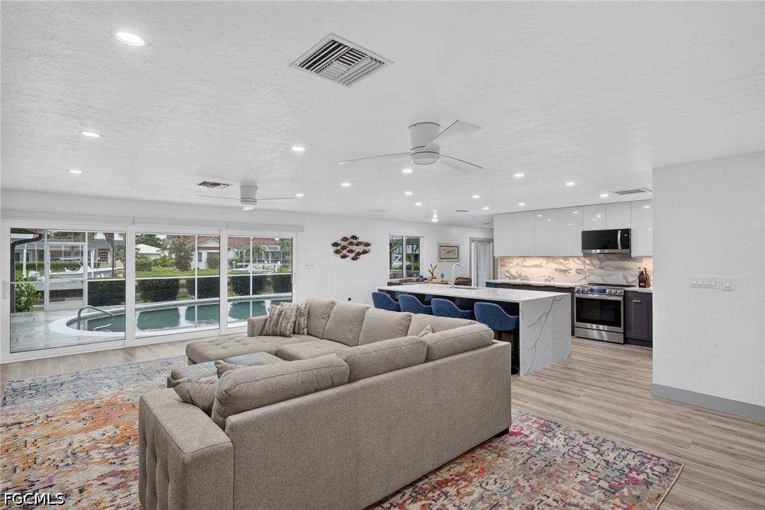 4 Bed Pool Home for Sale in Punta Gorda Isles, photo 9