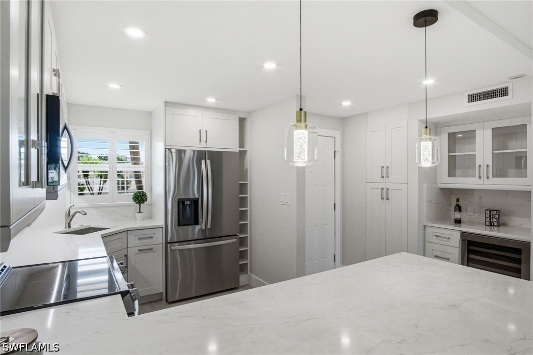 2 Bed Condominium for Sale in Naples, FL, $464,000 — photo 9