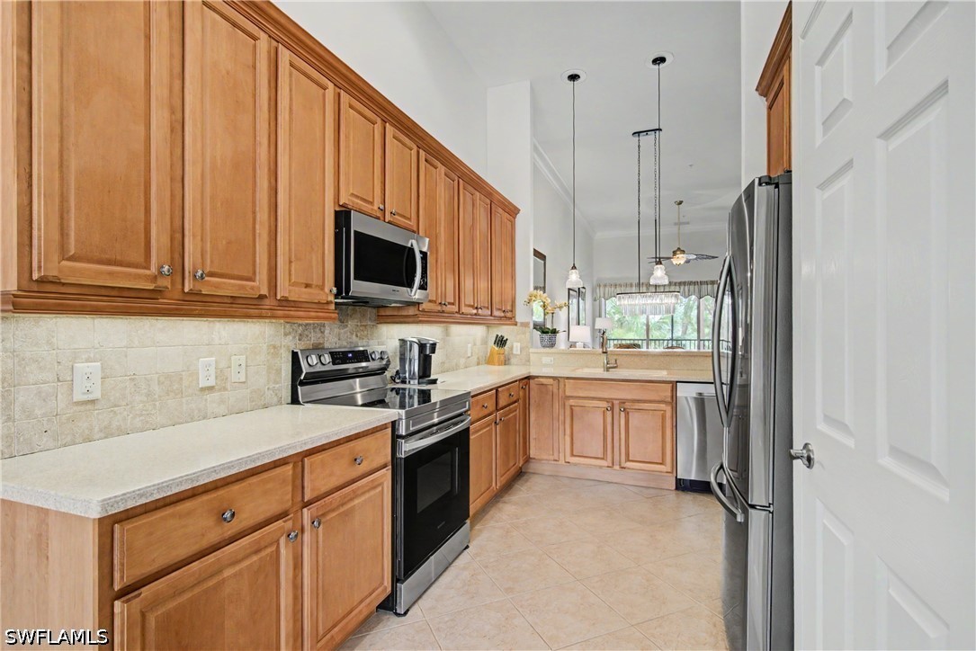 2 Bed Condominium for Sale in Matera, FL, $289,900 — photo 9