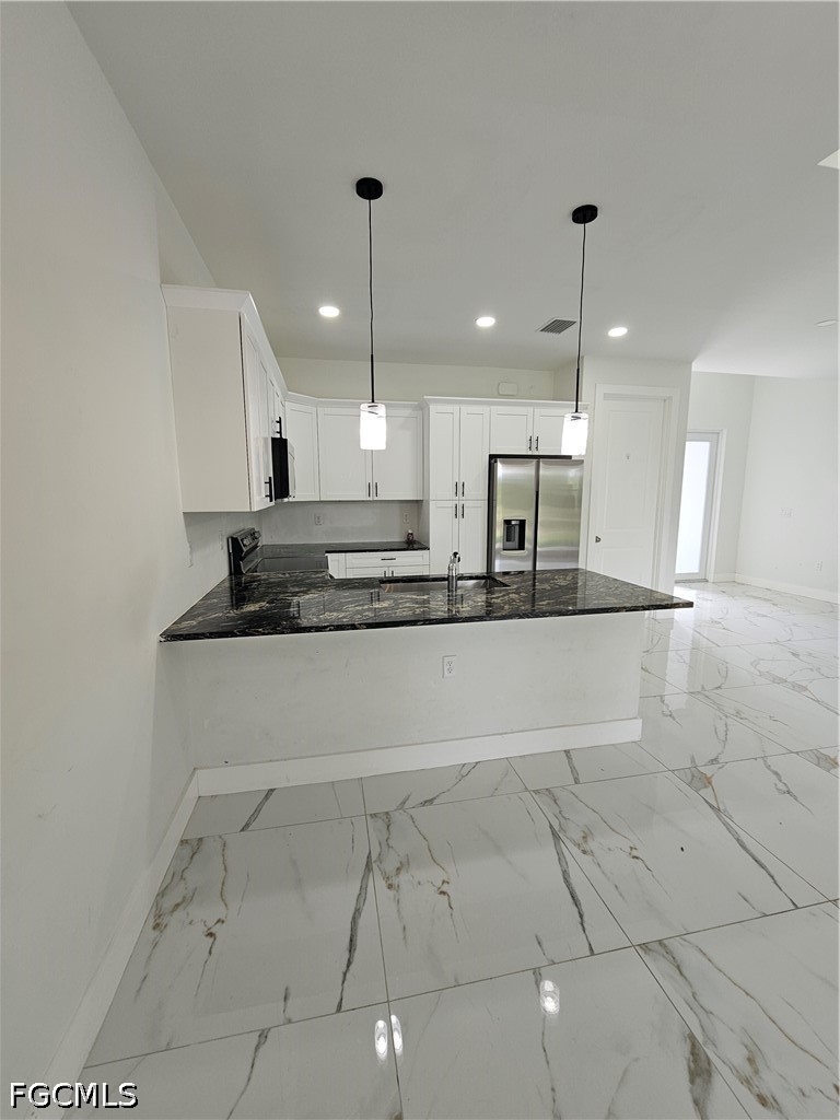 3 Bed SingleFamilyResidence for Sale in Lehigh Acres, FL — photo 9