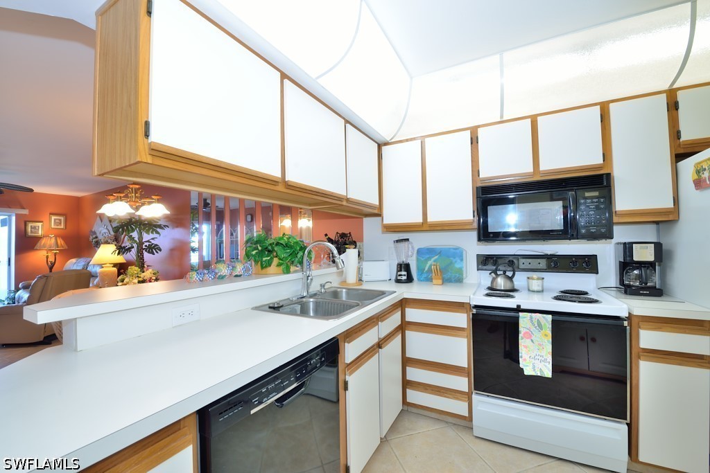 2 Bed Waterfront Home for Sale in Mainsail, FL, $3,000 — photo 9