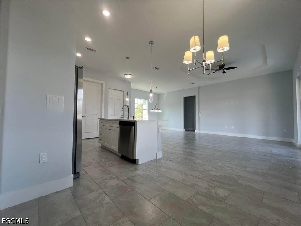 3 Bed SingleFamilyResidence for Sale in Labelle, FL, $2,400 — photo 9