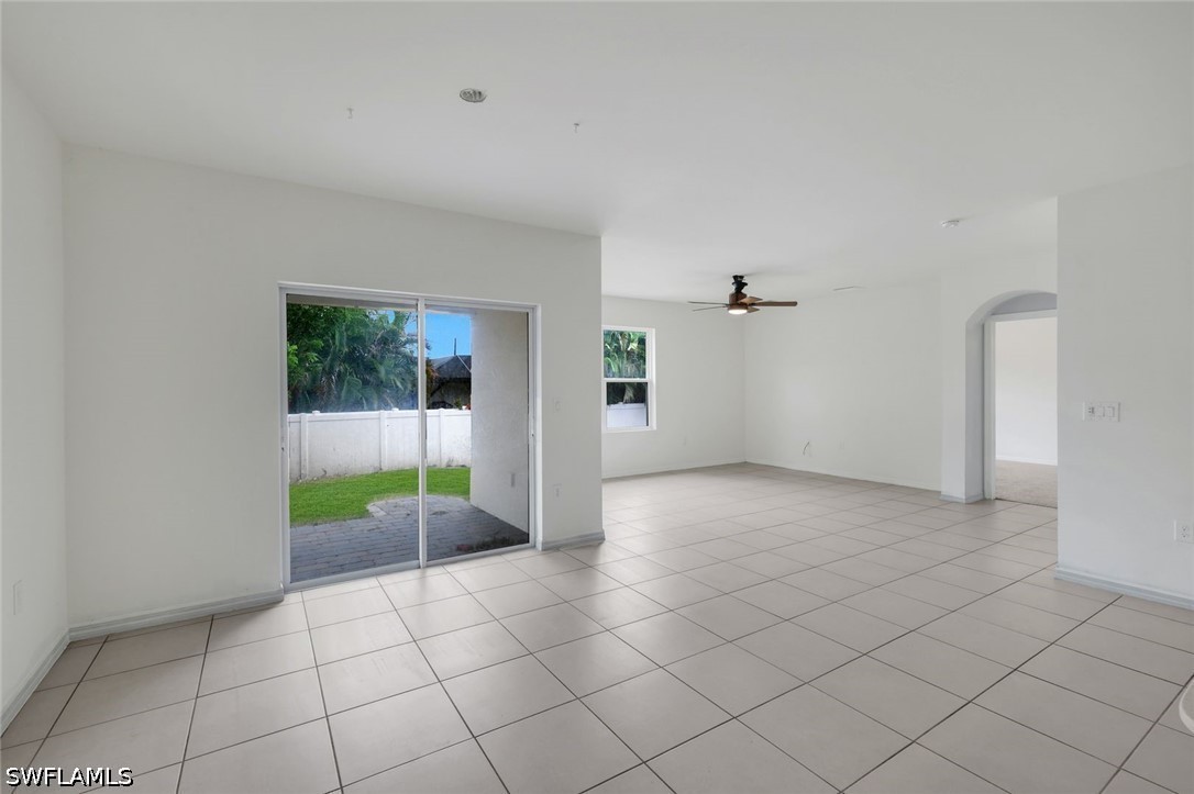 4 Bed SingleFamilyResidence for Sale in San Carlos Park, FL — photo 9