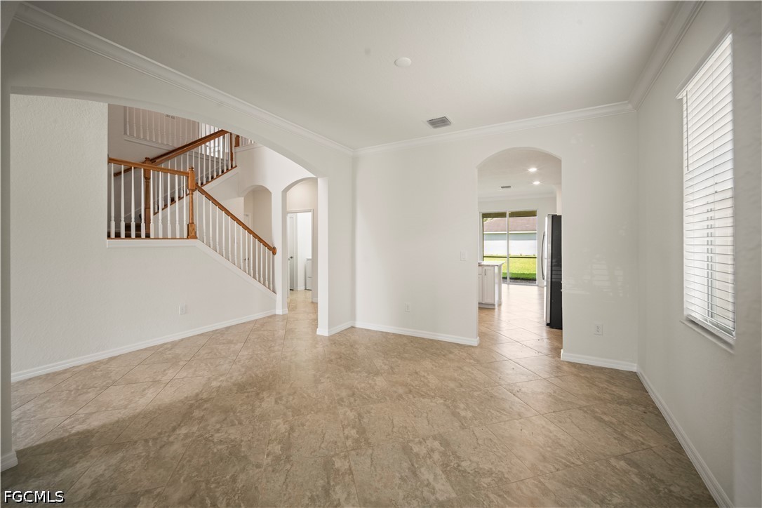 5 Bed SingleFamilyResidence for Sale in Castalina, FL — photo 9