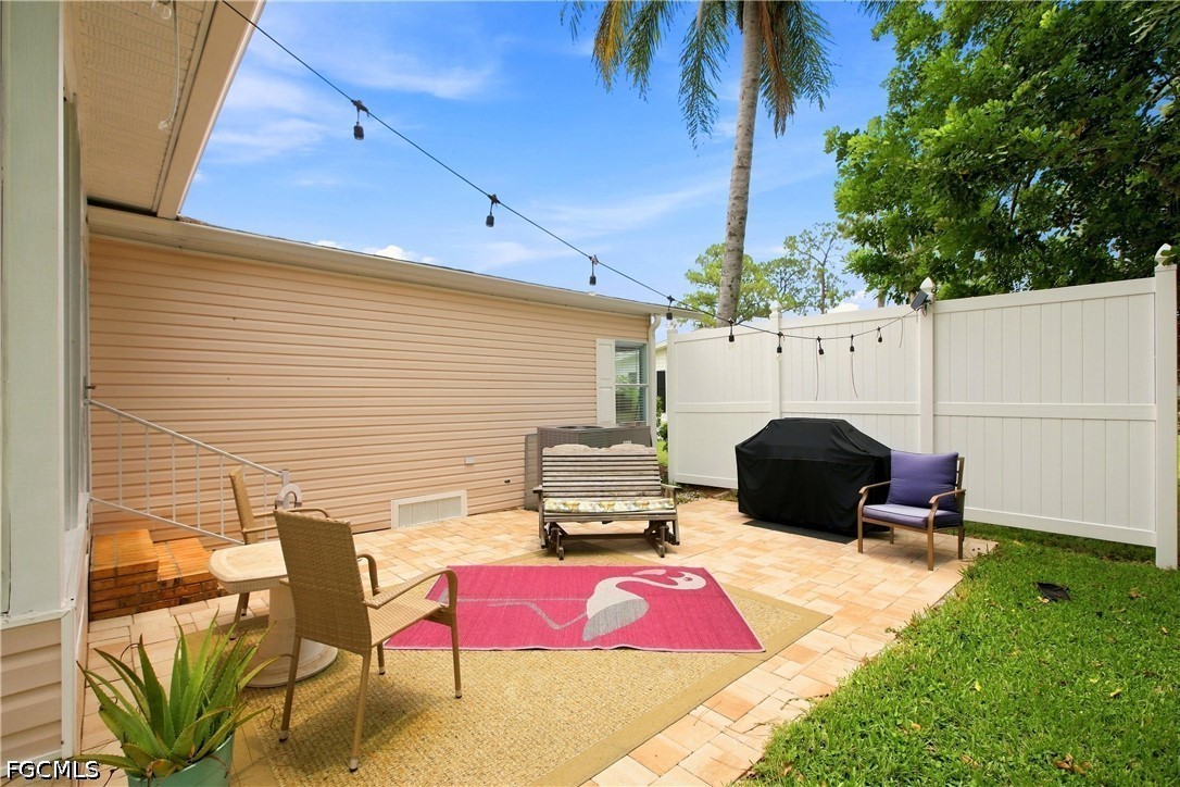 2 Bed Waterfront Home for Sale in North Fort Myers, FL — photo 9