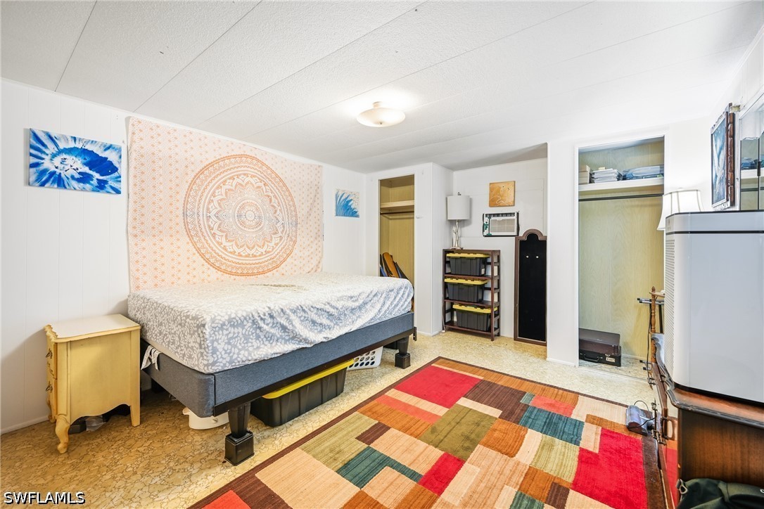 2 Bed ManufacturedHome for Sale in Imperial Harbor, FL — photo 9
