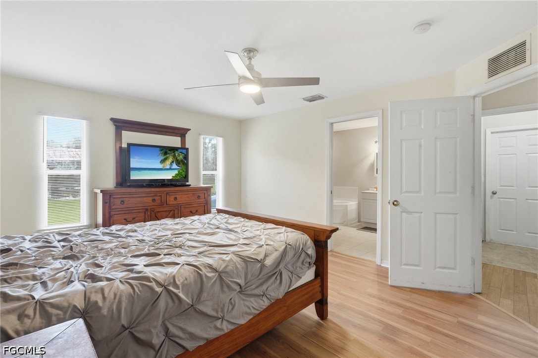 3 Bed Waterfront Home for Sale in North Fort Myers, FL — photo 9