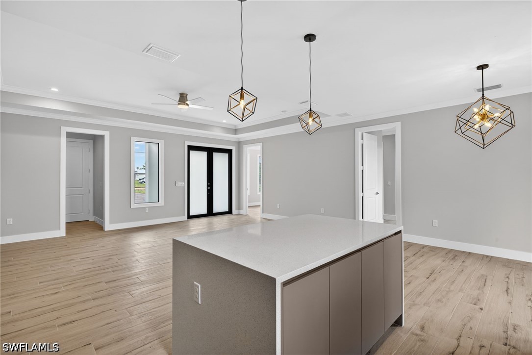 3 Bed SingleFamilyResidence for Sale in Naples, FL, $535,000 — photo 9