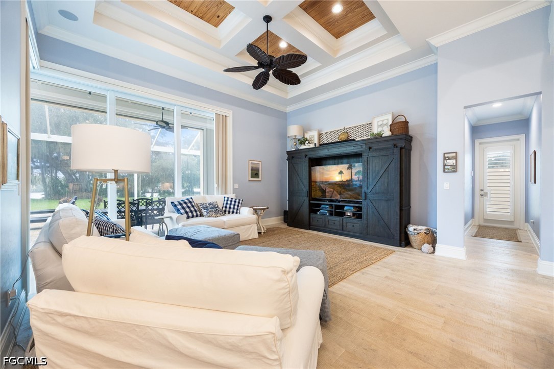 3 Bed Pool Home for Sale in Old Fort Denaud, photo 9
