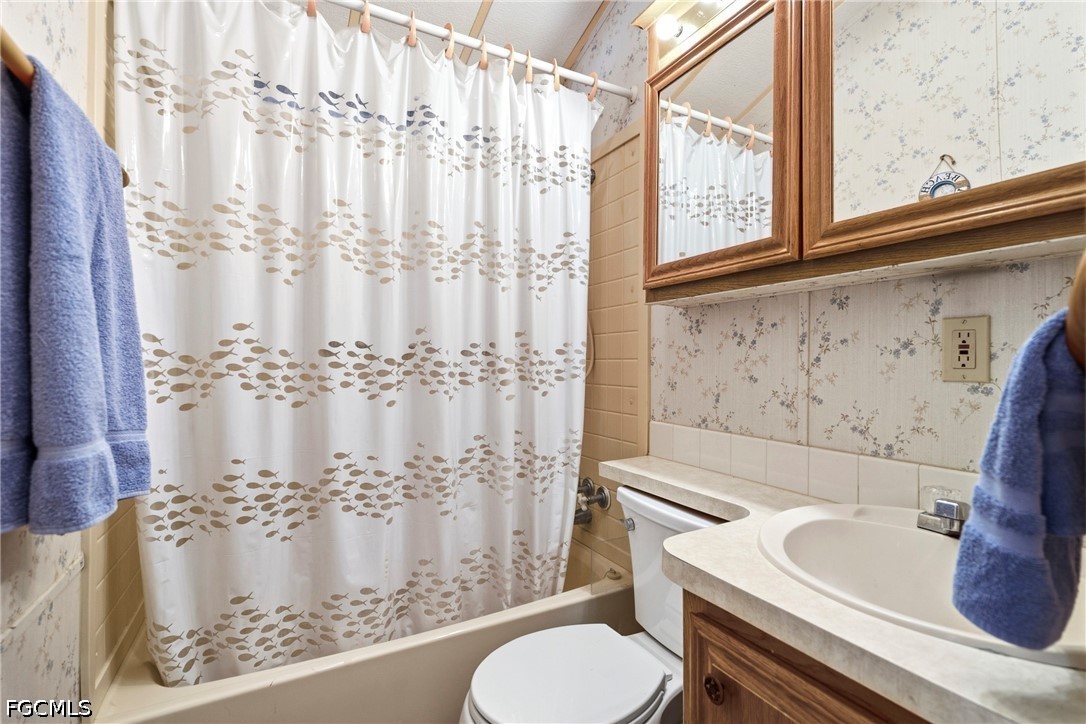 1 Bed ManufacturedHome for Sale in Limetree Park, FL — photo 9