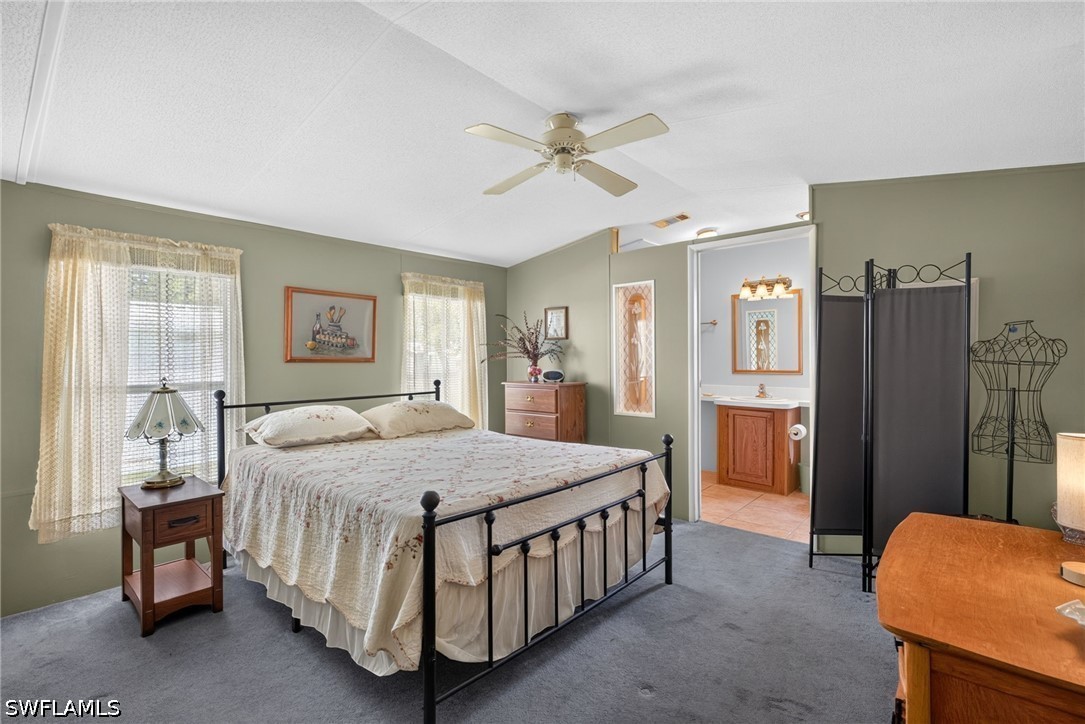 2 Bed ManufacturedHome for Sale in Bonita Springs, FL — photo 9