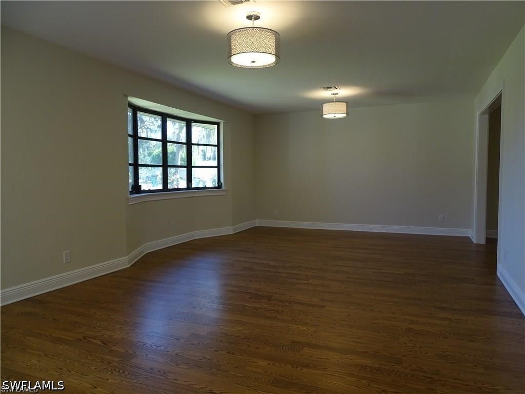3 Bed SingleFamilyResidence for Sale in Naples, FL, $3,100 — photo 9