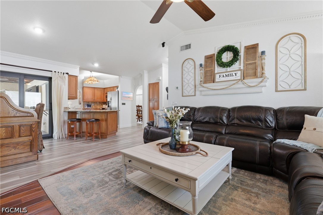 3 Bed Pool Home for Sale in Cape Coral, photo 9