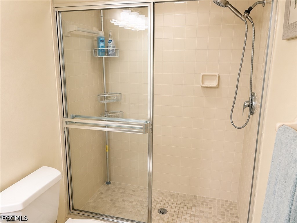 2 Bed Condominium for Sale in Terrace, FL, $229,000 — photo 9