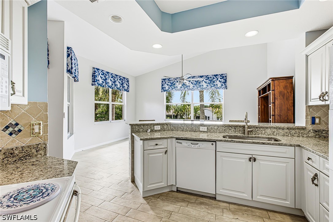 3 Bed Waterfront Home for Sale in Naples, FL, $369,000 — photo 9