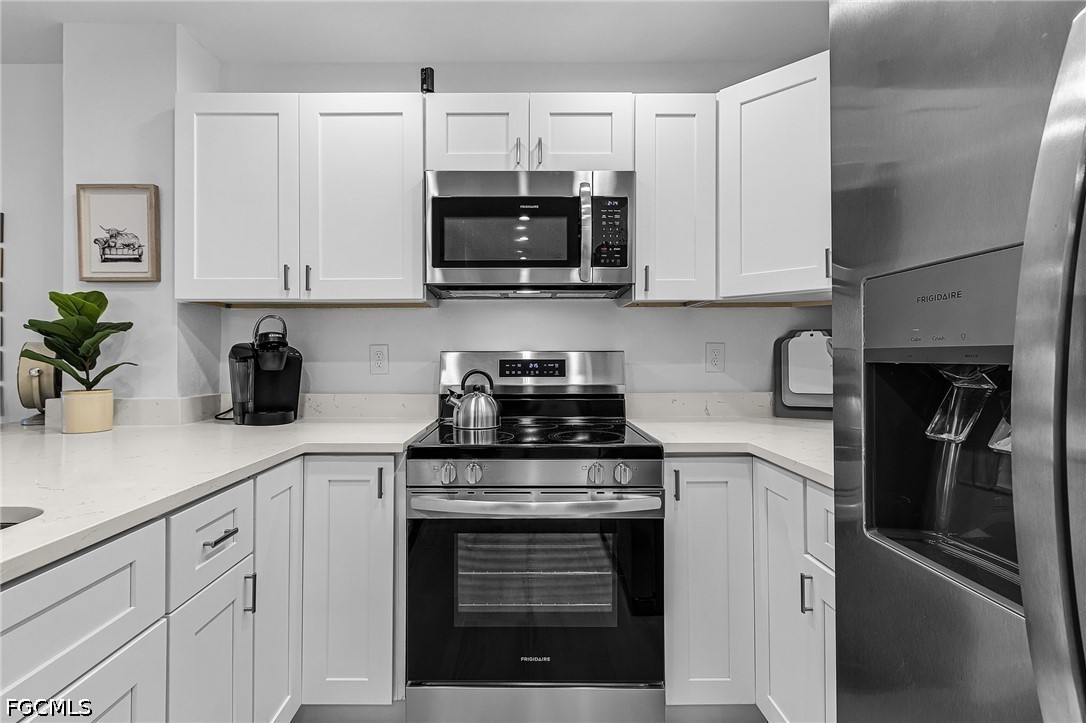 2 Bed Townhouse for Sale in Cape Coral, FL, $290,000 — photo 9