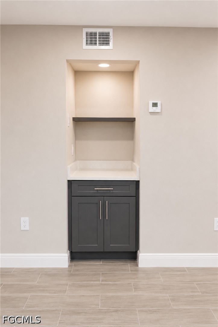 2 Bed Condominium for Sale in Casa Bella Condo, FL, $1,650 — photo 9