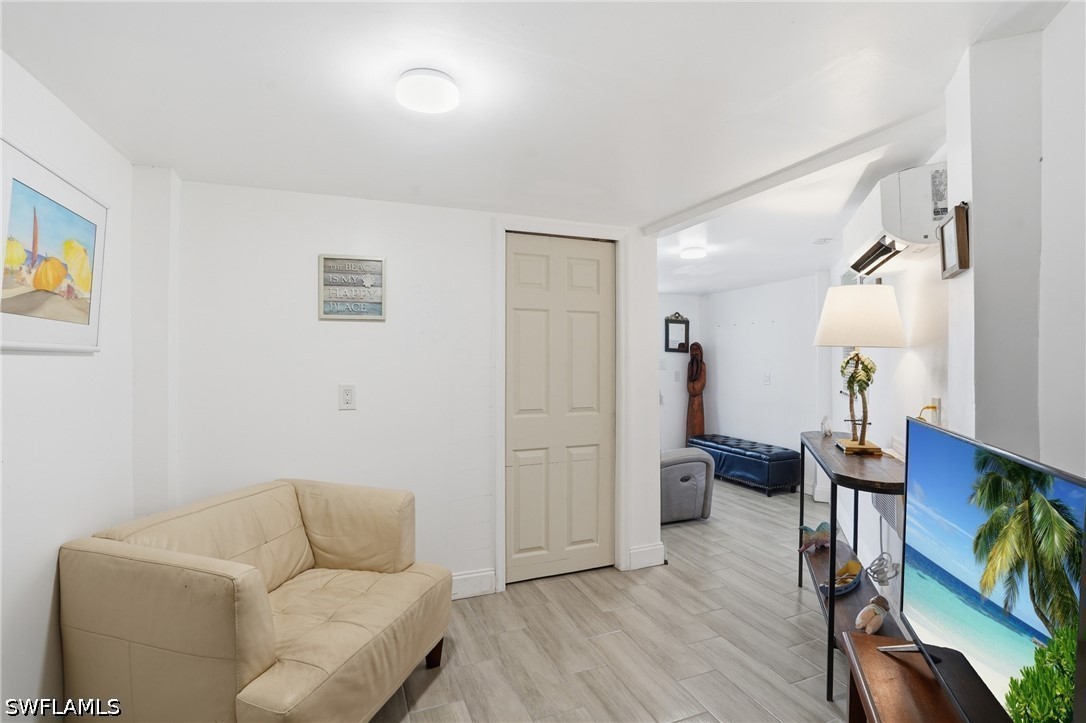 2 Bed SingleFamilyResidence for Sale in Gulf Heights, FL — photo 9