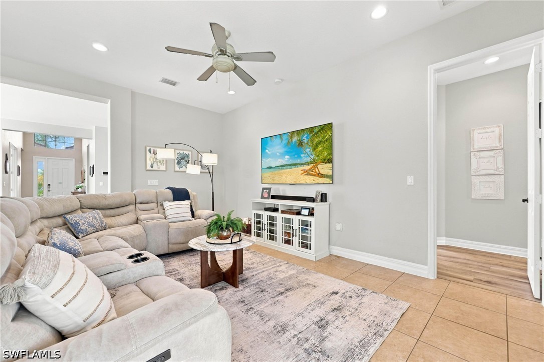3 Bed SingleFamilyResidence for Sale in Naples, FL, $824,999 — photo 9