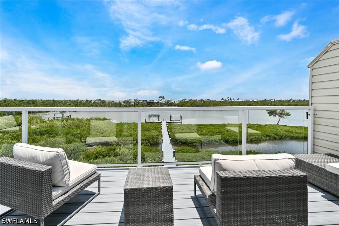2 Bed Waterfront Home for Sale in Indian Bayou Subd, FL — photo 9