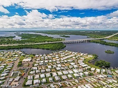Waterfront Home for Sale in Fort Myers, photo 9