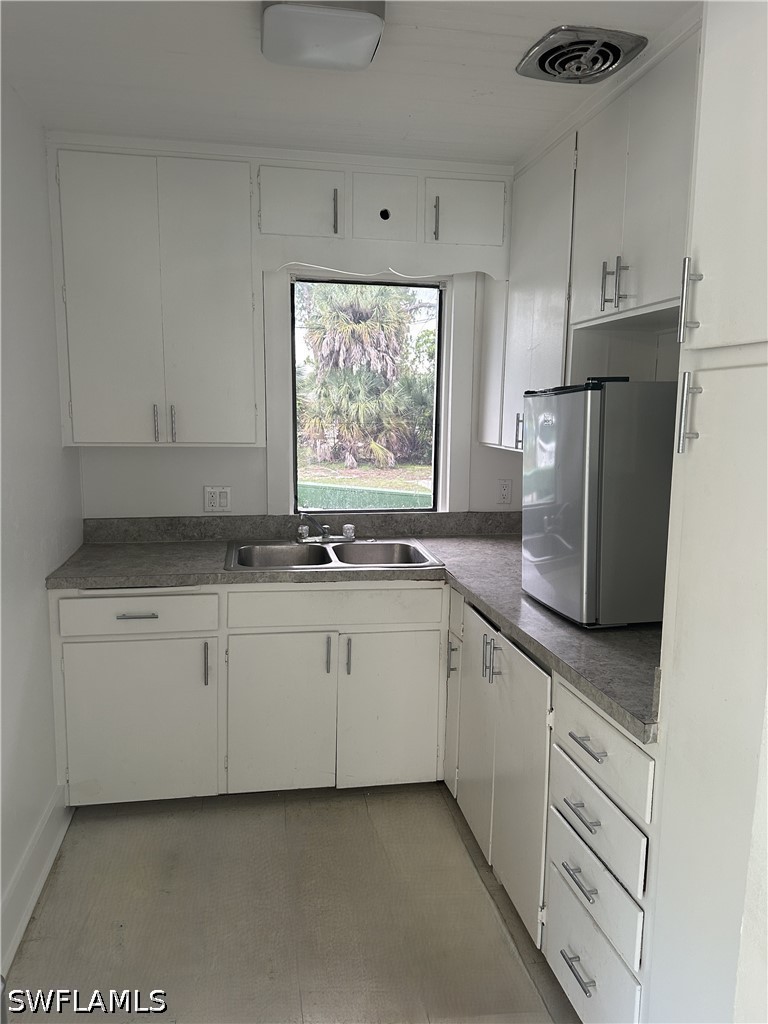 Office for Sale in Fort Myers, FL, $310,000 — photo 9