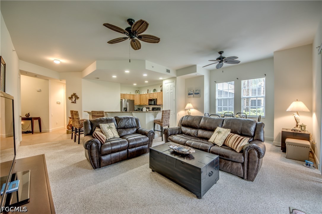 2 Bed Condominium for Sale in Tuscany Court, FL, $250,000 — photo 9