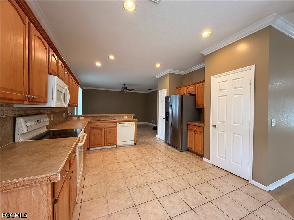 4 Bed SingleFamilyResidence for Sale in Sherwood, FL, $2,195 — photo 9