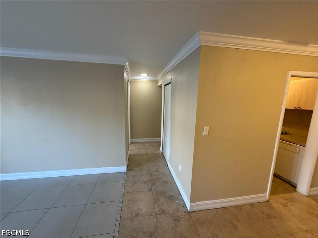 1 Bed Condominium for Sale in Green Tee Village, FL, $1,050 — photo 9