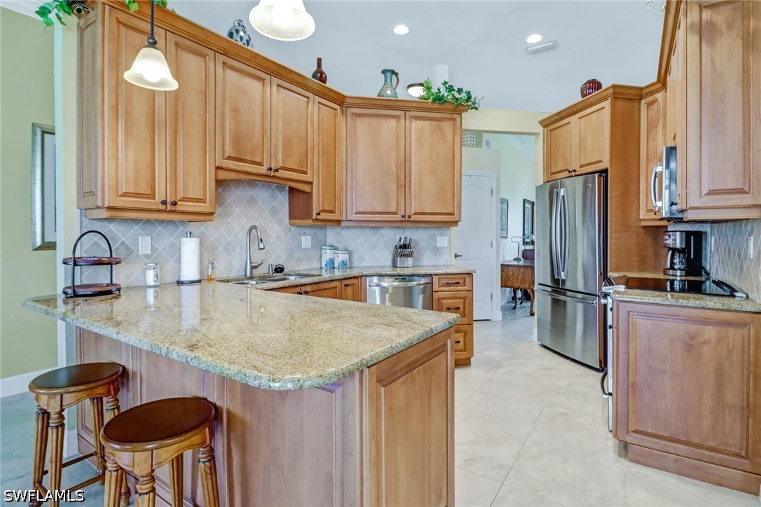 3 Bed Pool Home for Sale in Shamrock Lakes, FL, $5,000 — photo 9