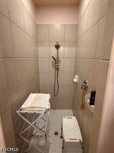 3 Bed SingleFamilyResidence for Sale in Cape Coral, FL — photo 9