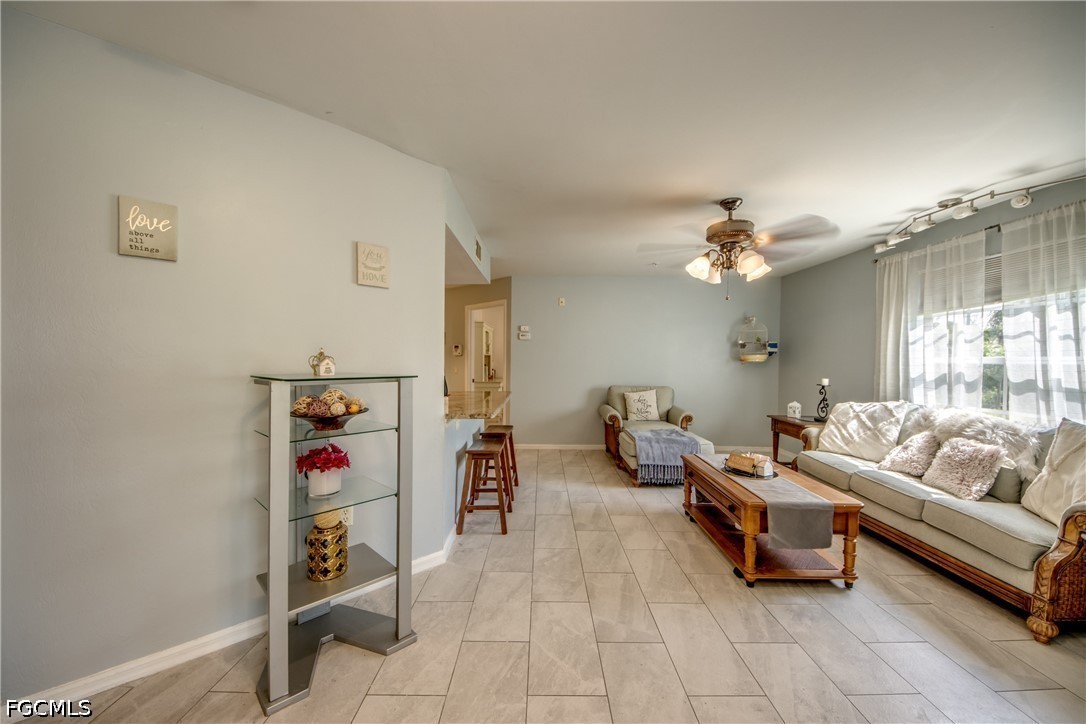 2 Bed Condominium for Sale in Coral Cove, photo 9