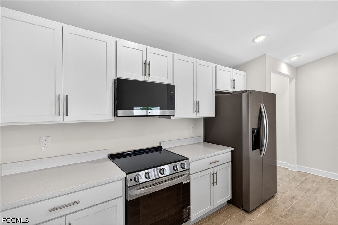 4 Bed SingleFamilyResidence for Sale in Cape Coral, FL — photo 9