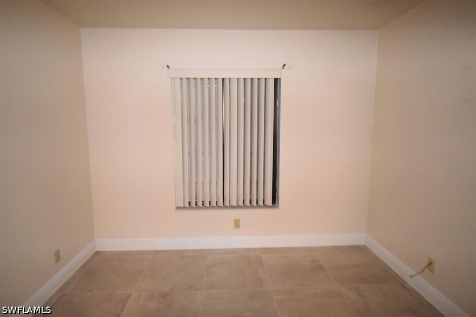 2 Bed Condominium for Sale in Not Applicable, FL, $2,300 — photo 9