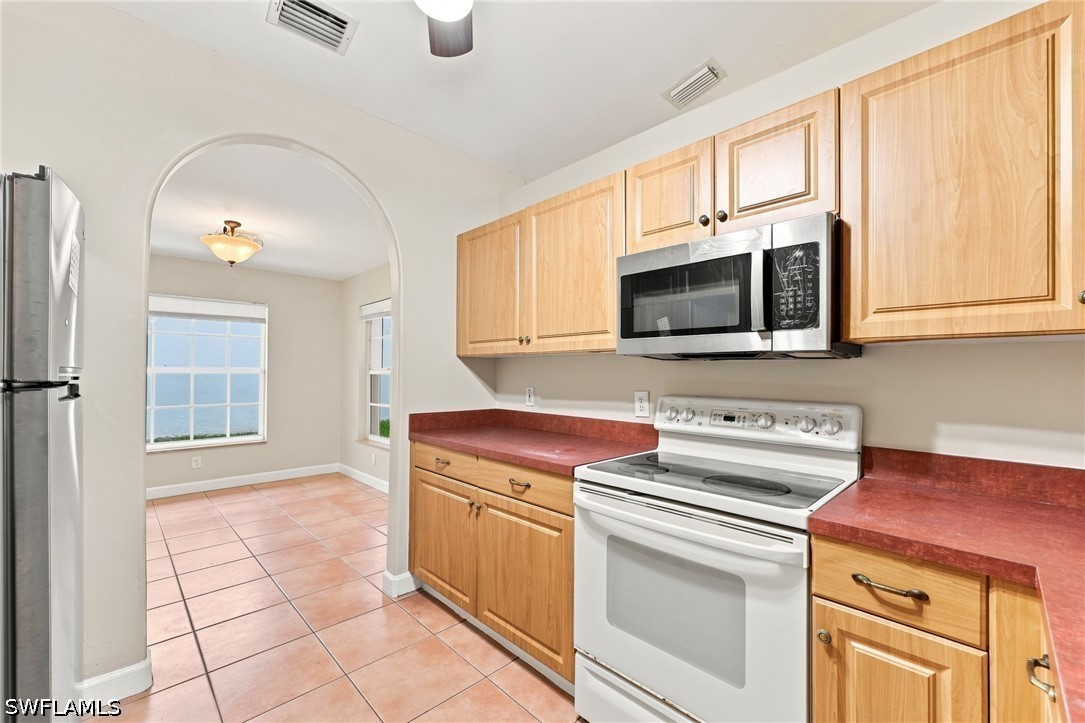 4 Bed Duplex for Sale in Imperial Shores, FL, $650,000 — photo 9