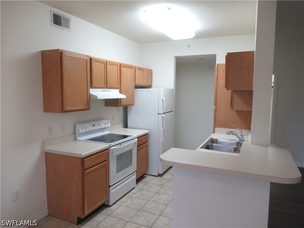 2 Bed Condominium for Sale in Fairway Preserve, FL, $1,750 — photo 9