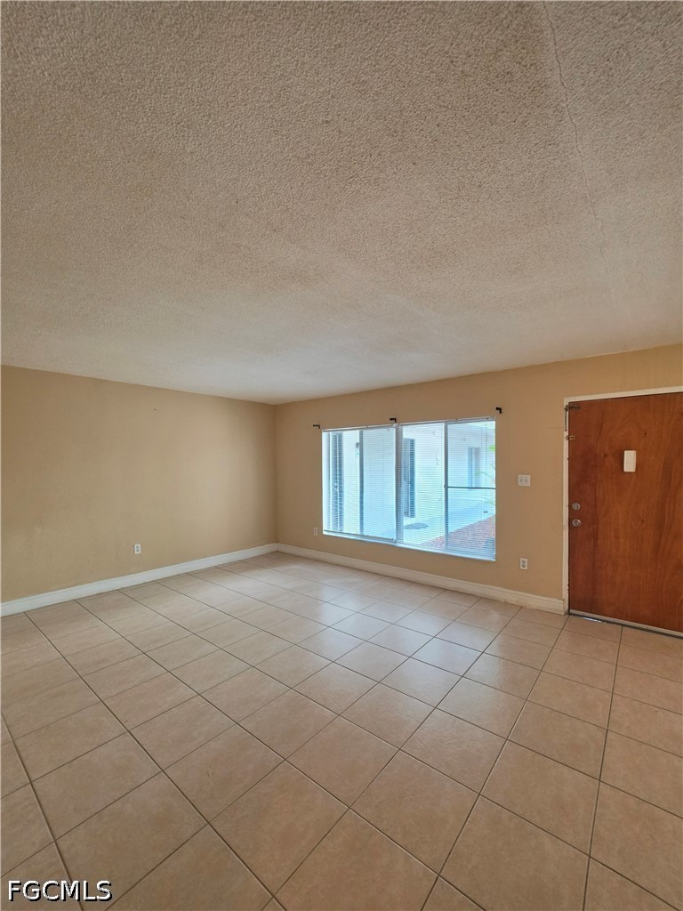 1 Bed Condominium for Sale in Green Tee Village, FL, $1,200 — photo 9