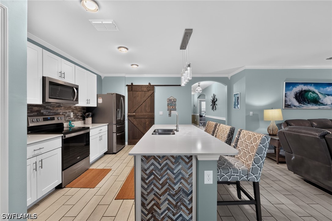 3 Bed SingleFamilyResidence for Sale in Magnolia Landing, FL — photo 9