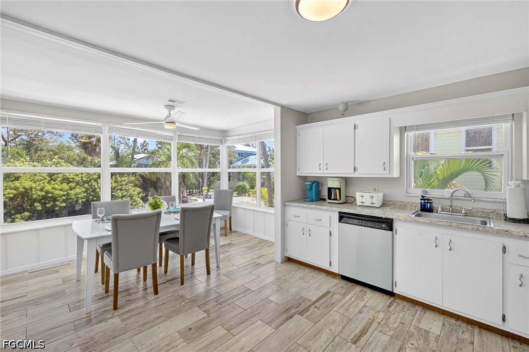 6 Bed Quadruplex for Sale in Seagrape, photo 9
