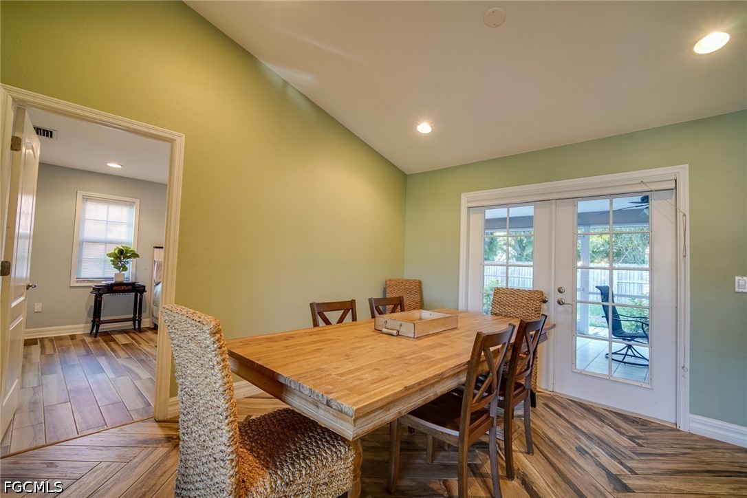 3 Bed SingleFamilyResidence for Sale in Banyan Cove, FL — photo 9