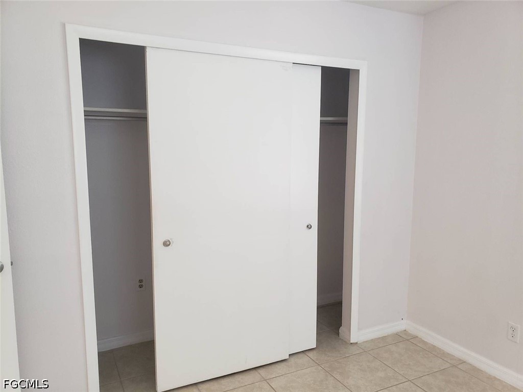 2 Bed SingleFamilyResidence for Sale in Cape Coral, FL — photo 9